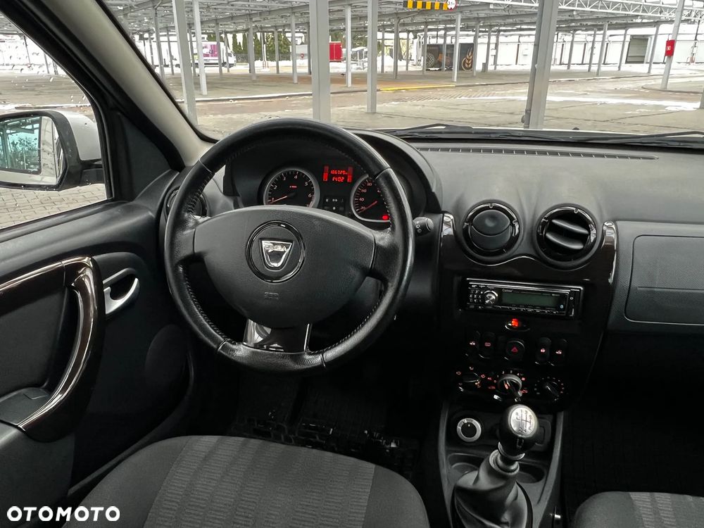 Dacia Duster 1.6 Laureate 4x4 - 18