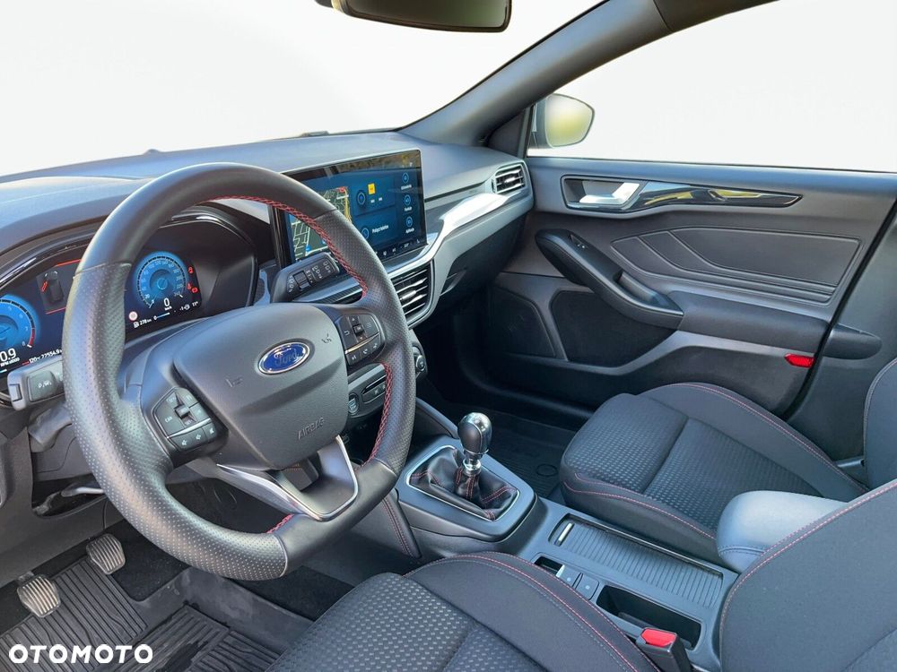 Ford Focus 1.0 EcoBoost ST-Line X - 9
