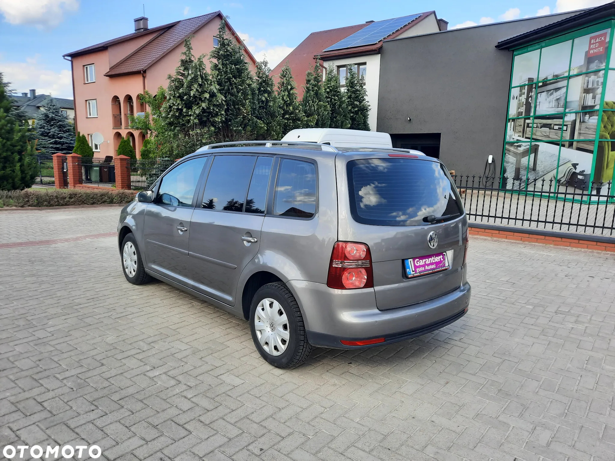 Volkswagen Touran 1.9 TDI Conceptline - 10