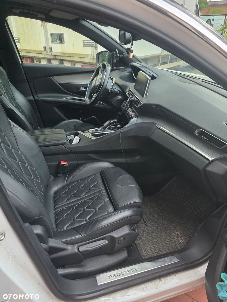 Peugeot 5008 2.0 BlueHDI GT S&S EAT6 - 7