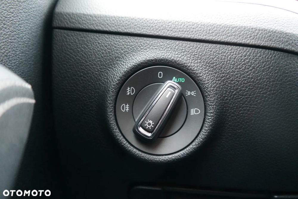 Skoda Superb 2.0 TDI SCR 4x4 Scout DSG - 19