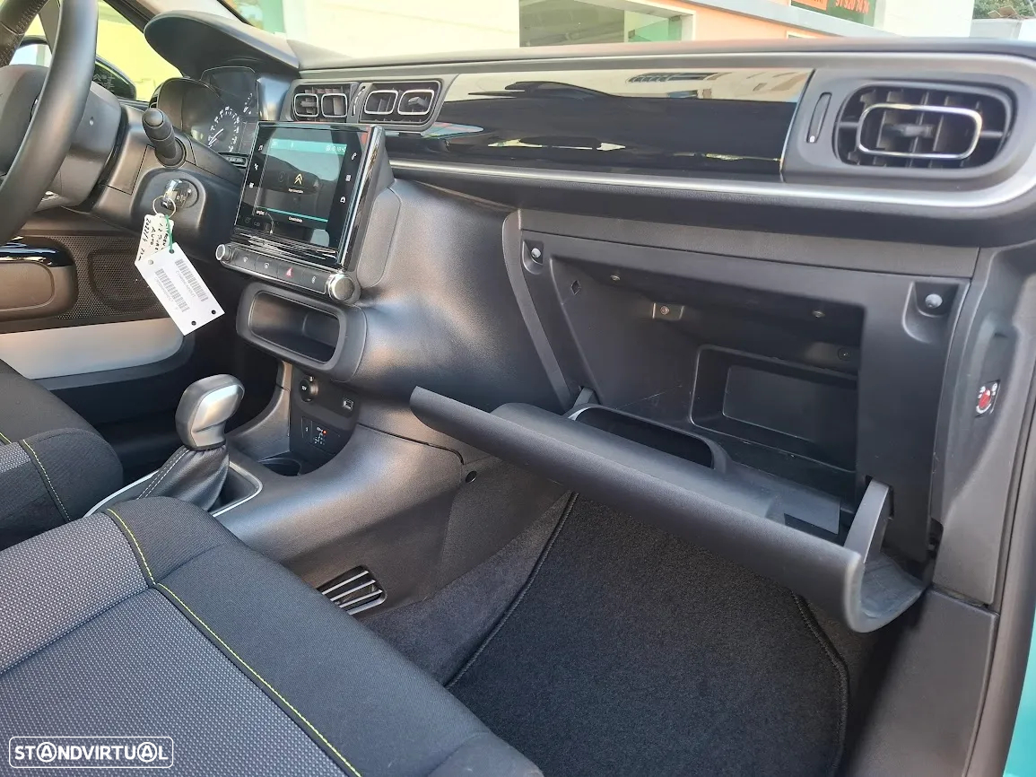 Citroën C3 1.2 PureTech Shine EAT6 - 44