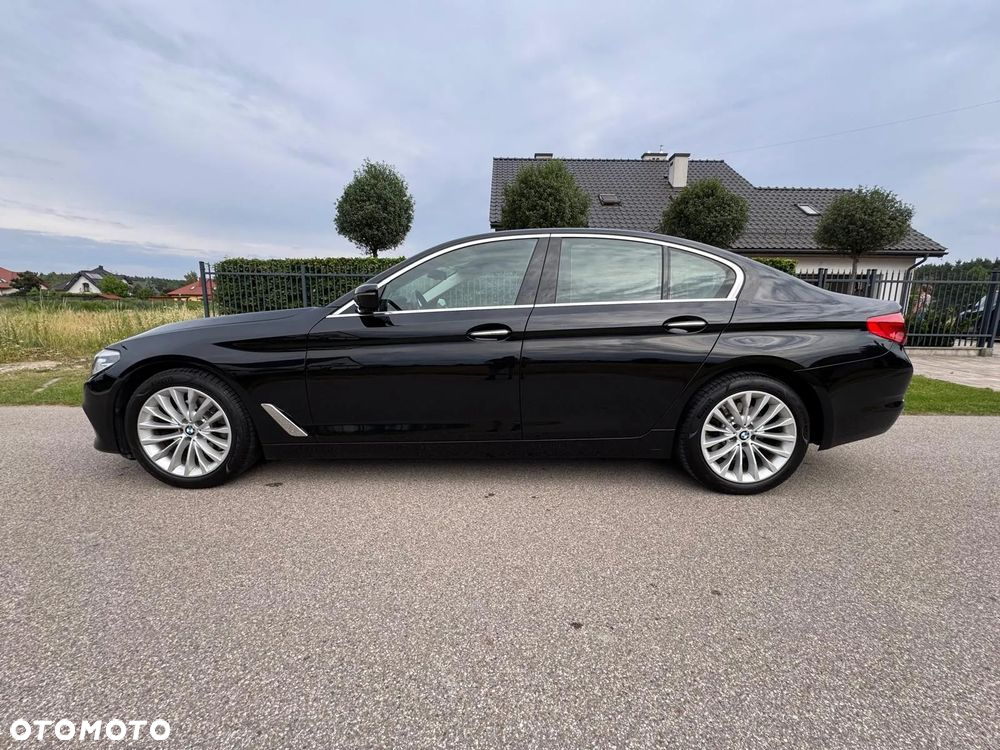 BMW Seria 5 520d Luxury Line - 2