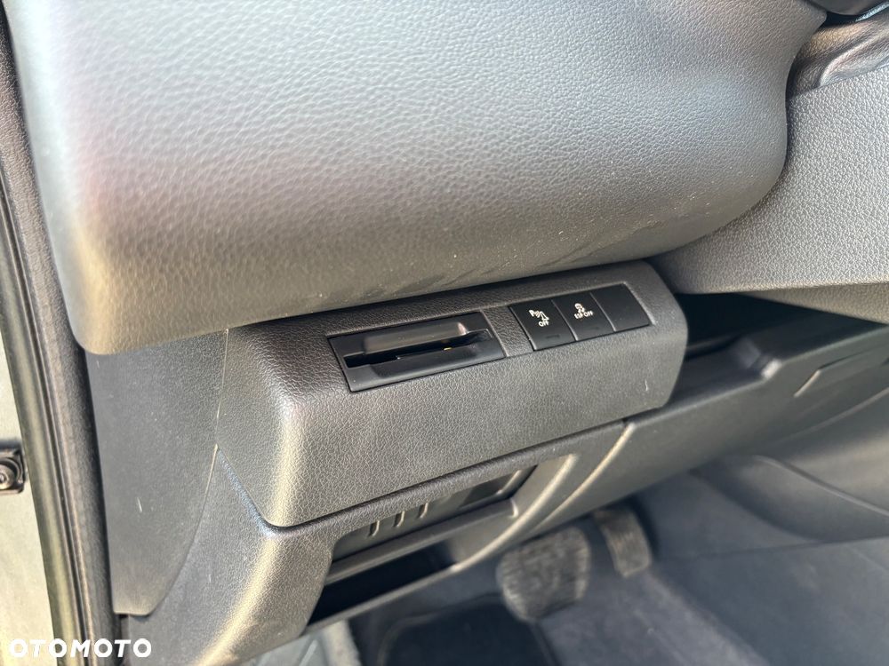 Peugeot 3008 HDi 160 Automatik Allure - 21