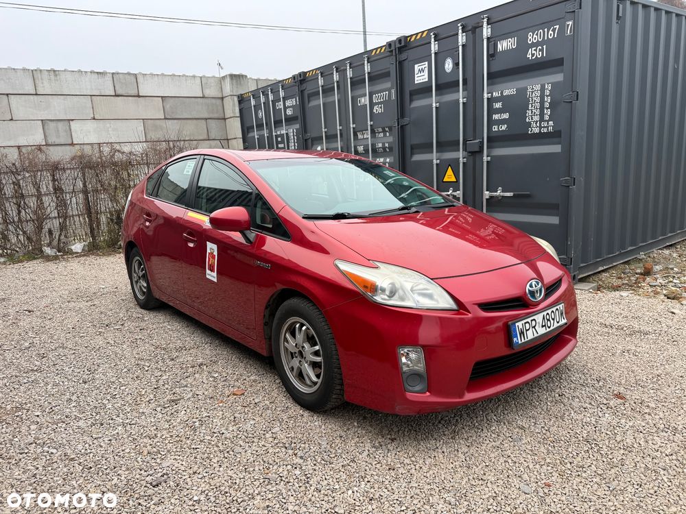 Toyota Prius - 3