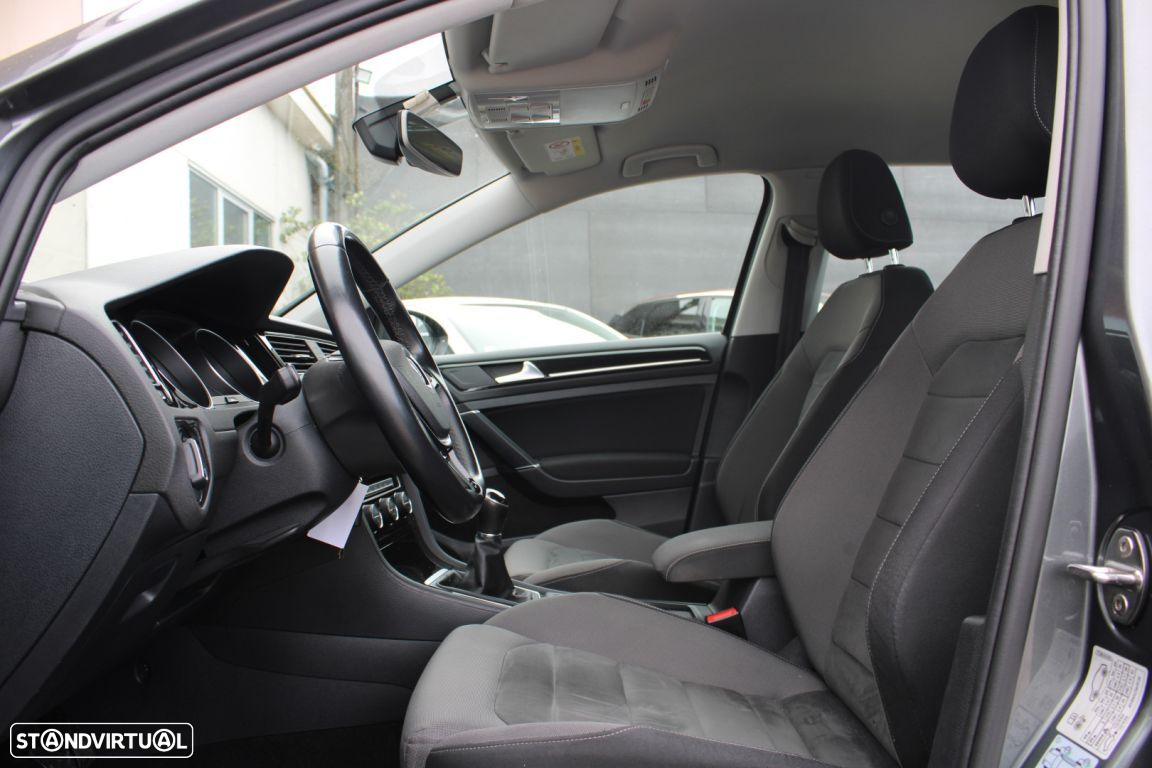 VW Golf Variant 1.6 TDi Highline - 13