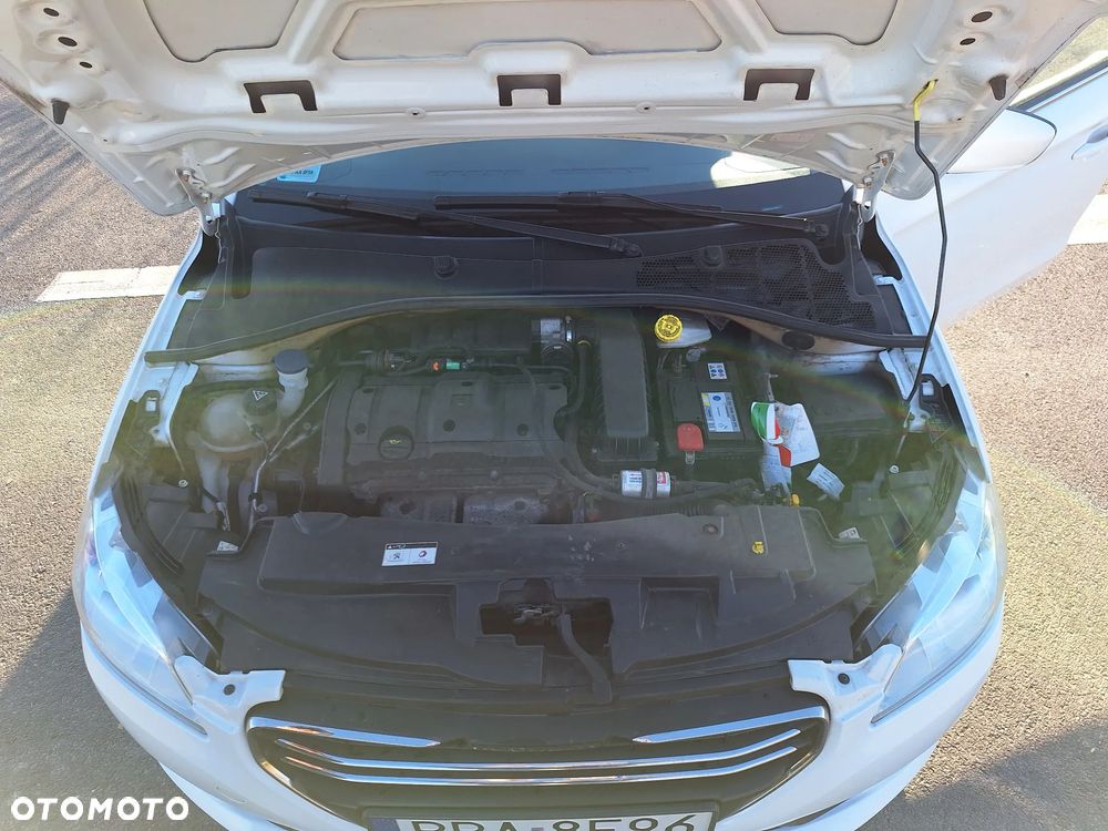 Peugeot 301 1.6 VTi Allure EU6 - 9