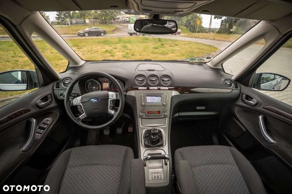 Ford Galaxy 2.2 TDCi Titanium - 18