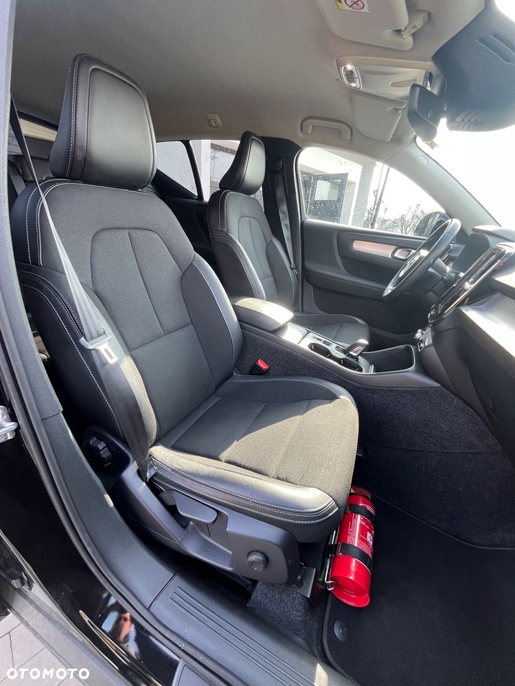 Volvo XC 40 D3 Momentum Pro - 17