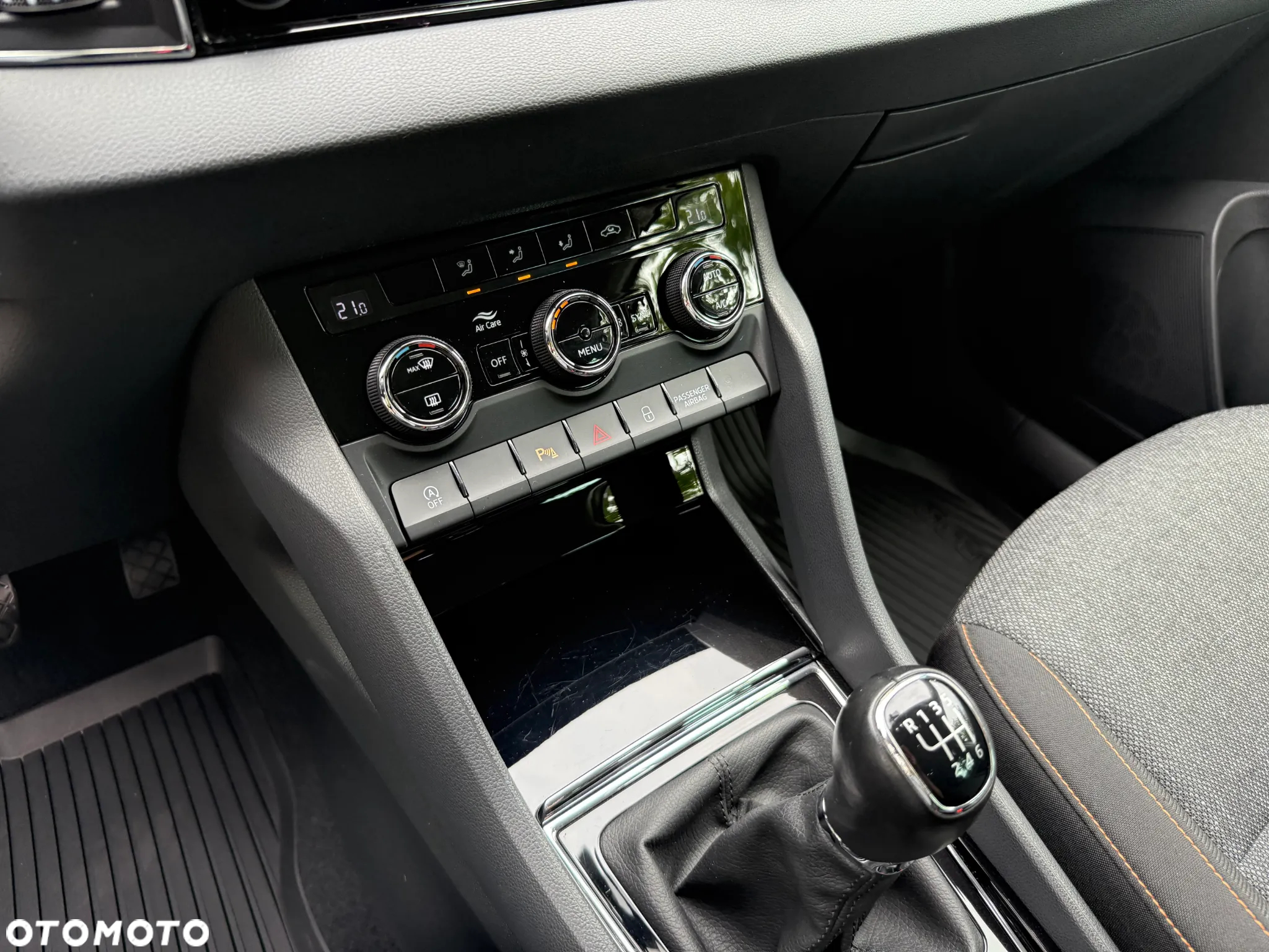 Skoda Karoq 1.0 TSI Clever - 15