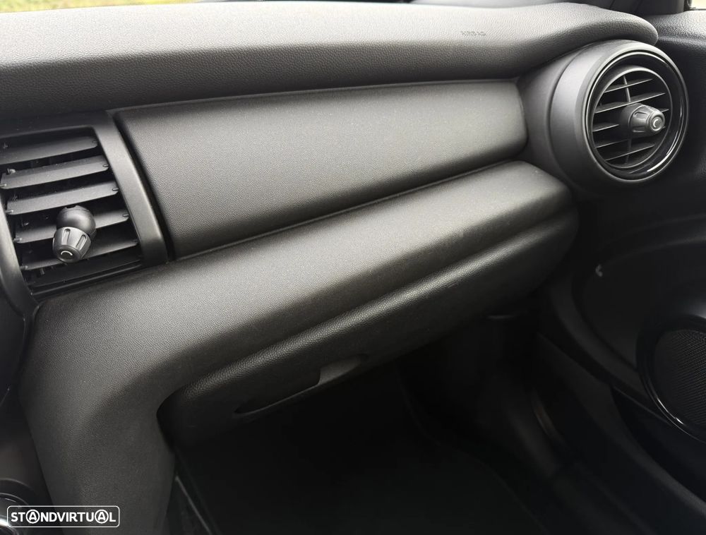 MINI 3 Portas One Auto - 23