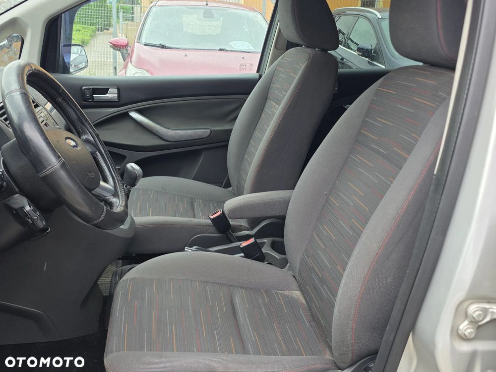 Ford C-MAX 1.8 TDCi Titanium - 6