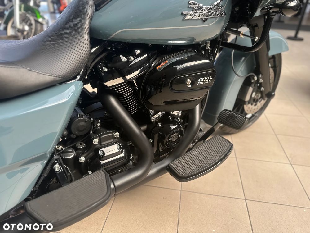 Harley-Davidson Tri Glide - 25