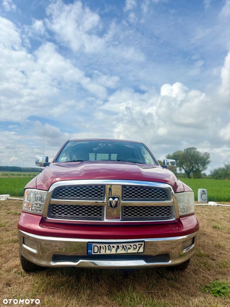Dodge RAM 5.7 4x4 - 2