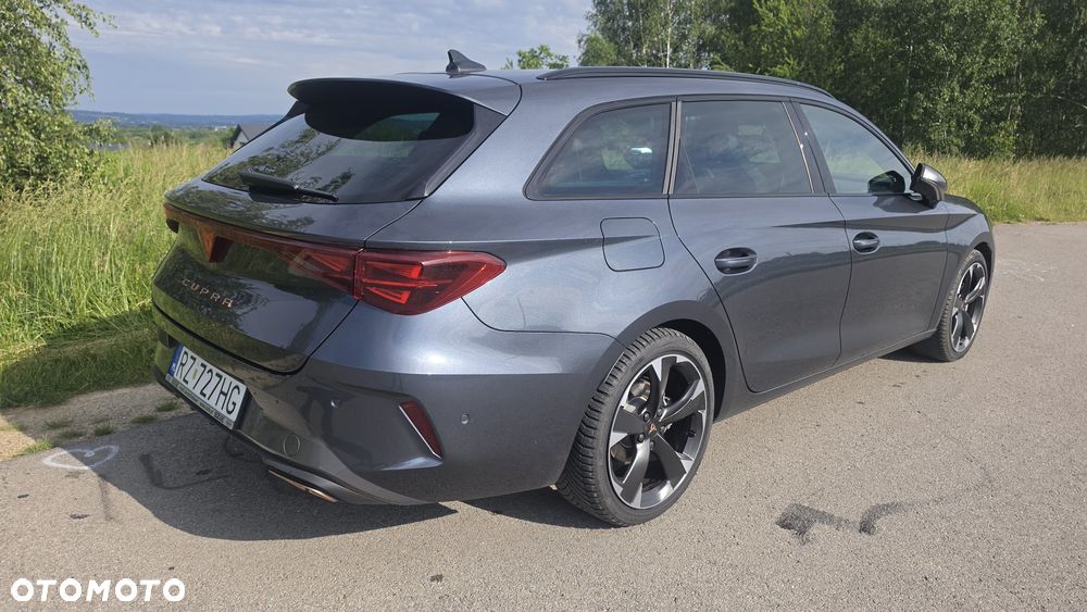 Cupra Leon Sportstourer - 3