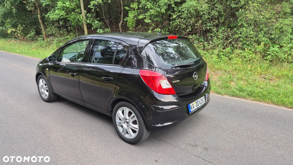 Opel Corsa - 3