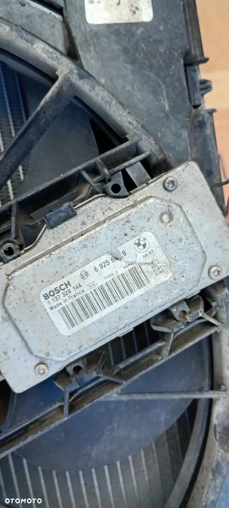 Pas przedni chłodnice wentylator wzmocnienie BMW I E81 E87 Lift 2.0i 7563259 7561711 - 9