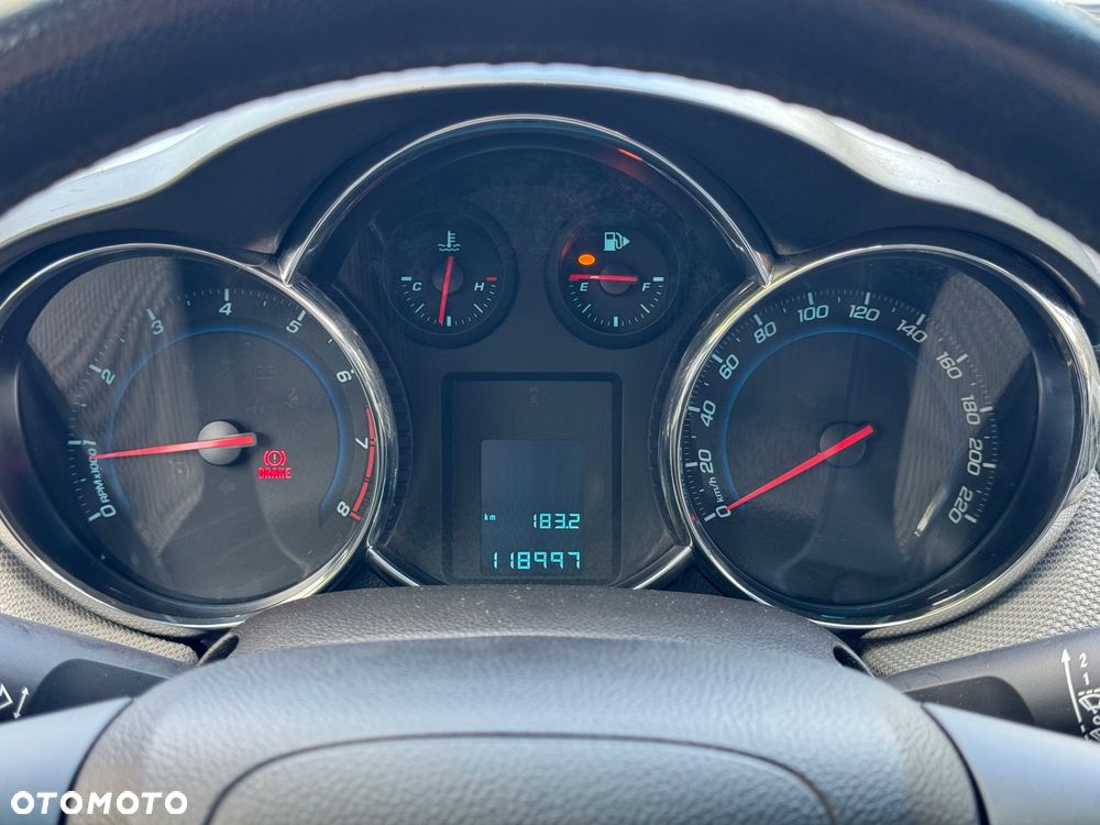 Chevrolet Cruze 1.8 LT+ - 15