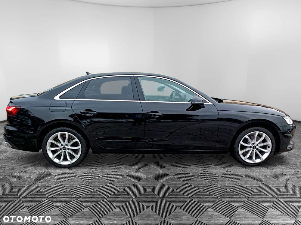 Audi A4 Limousine - 4