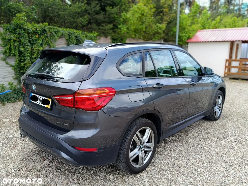 BMW X1 sDrive18i GPF Sport Line - 10
