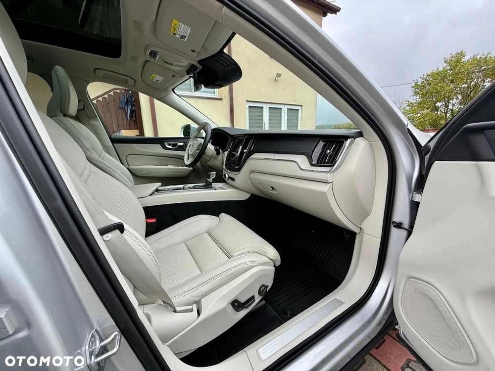 Volvo XC 60 T5 Inscription - 13