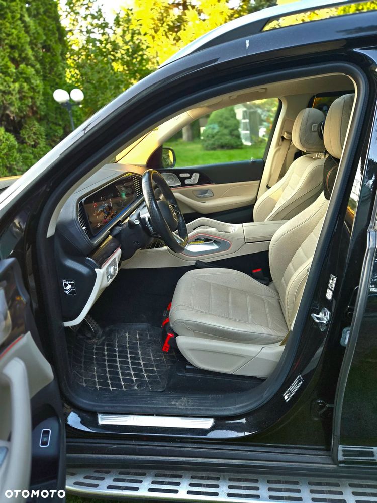 Mercedes-Benz GLS - 17