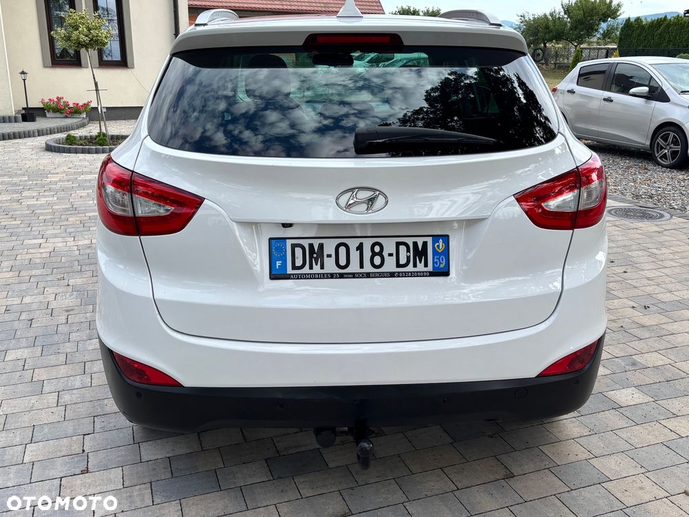 Hyundai ix35 1.7 CRDi 2WD blue Finale Gold - 9