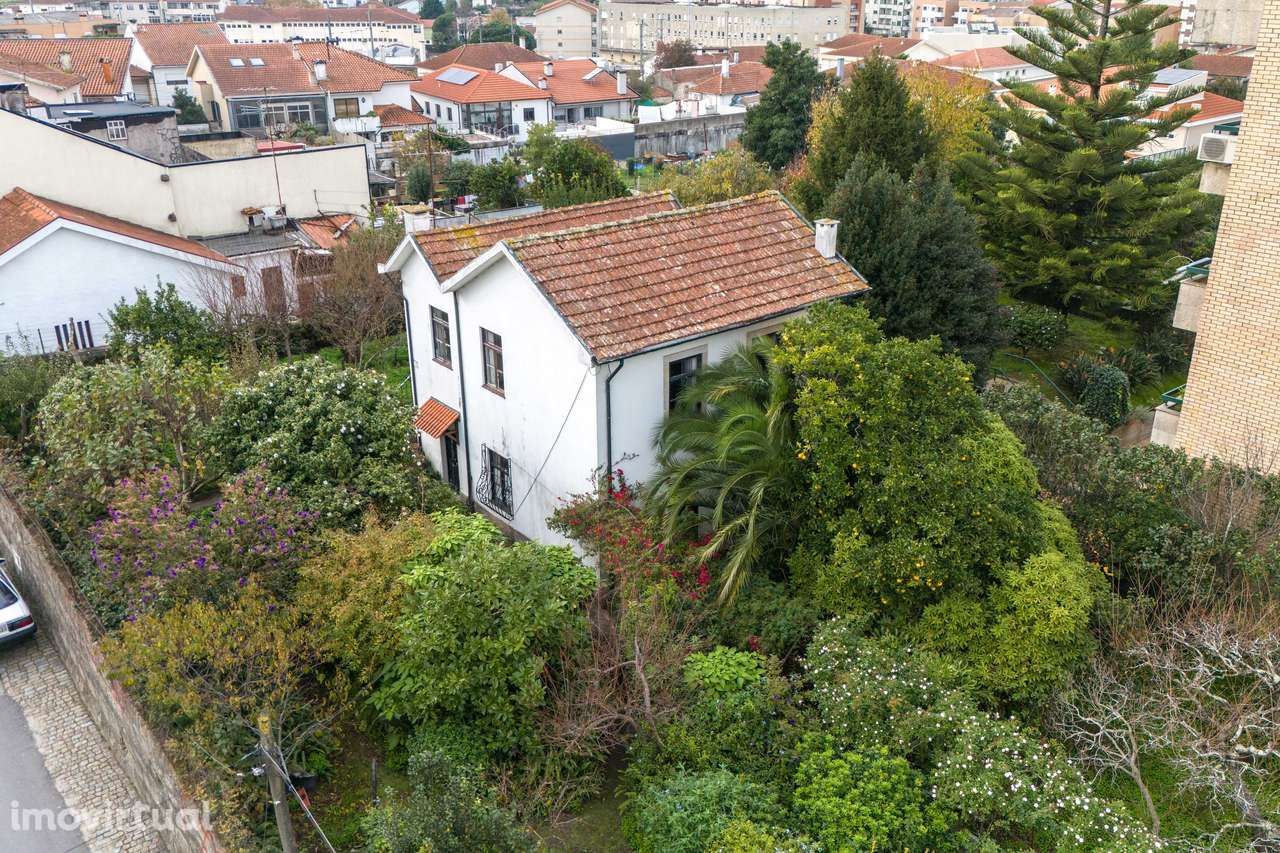 Moradia individual no centro de Ermesinde - Grande imagem: 2/31