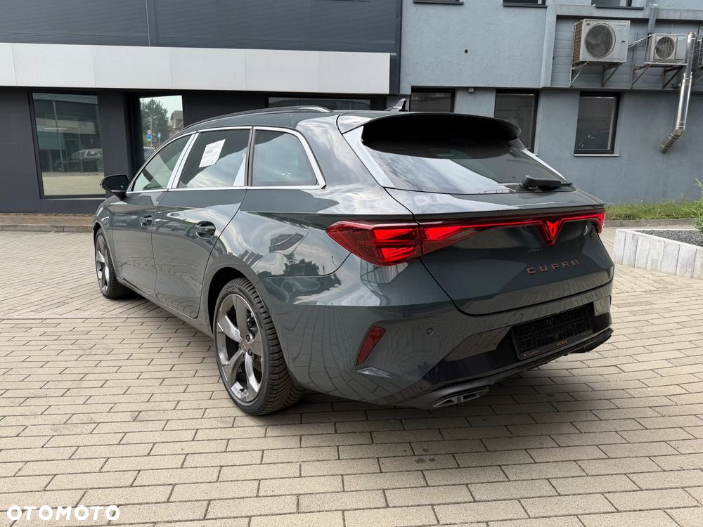 Cupra Leon Sportstourer 1.5 eTSI DSG - 3