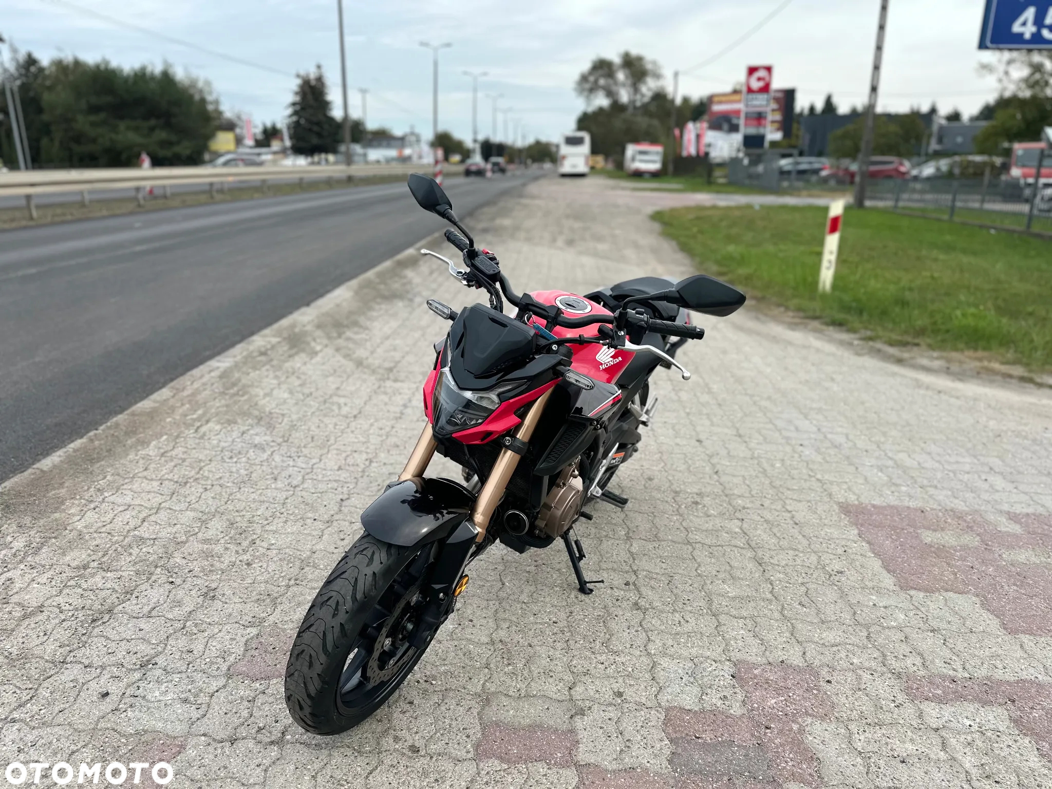 Honda CB - 4