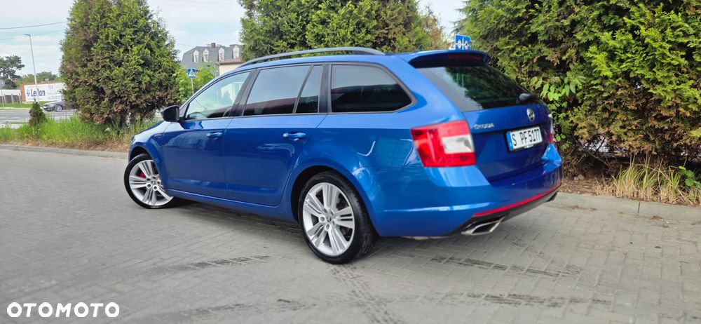 Skoda Octavia 2.0 TDI DSG RS - 17