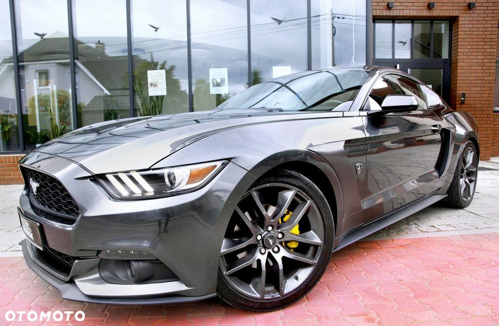 Ford Mustang - 23