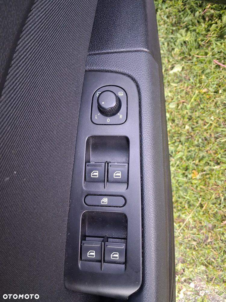 Skoda Superb 2.0 TDI Comfort DSG - 11