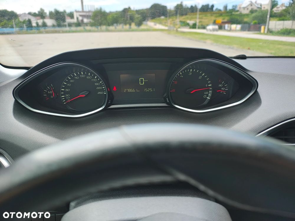 Peugeot 308 1.5 BlueHDi Active S&S - 17