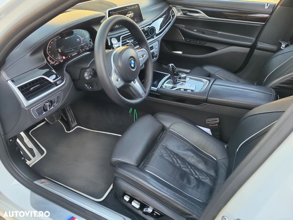 BMW Seria 7 745Le xDrive AT PHEV - 16