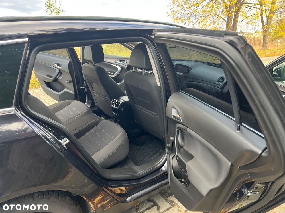 Opel Insignia - 19