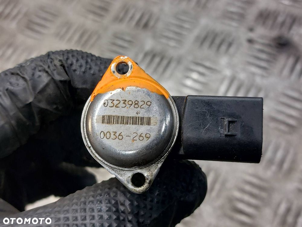 CZUJNIK MAGLOWNICY SERVOTRONIC AUDI A8 D3 03239829 0036-269 - 2