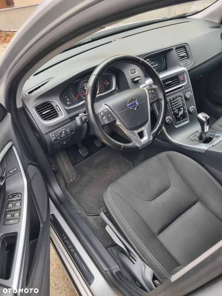 Volvo V60 D3 Linje Business - 4