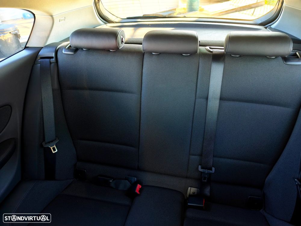 BMW 118 d Sport Line - 15