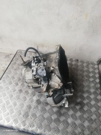 Caixa de velocidades Citroen Xsara 1.6 Hdi (motor 9HZ) ref: 20DM62 - 4