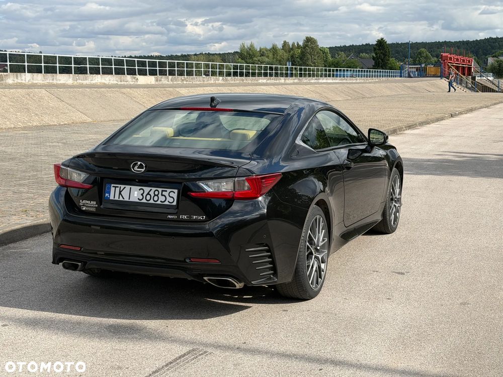 Lexus RC - 19
