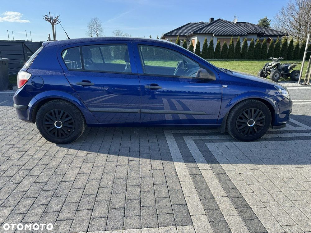 Opel Astra 1.6 Catch me - 10