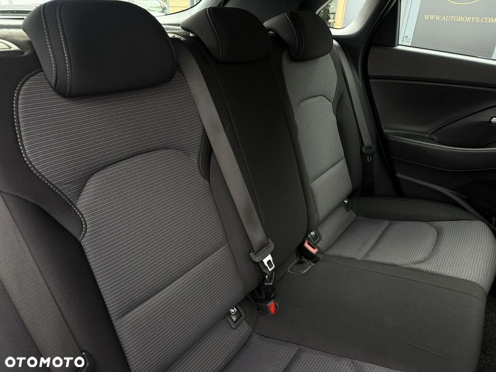 Hyundai i30 1.5 DPI Classic + - 30