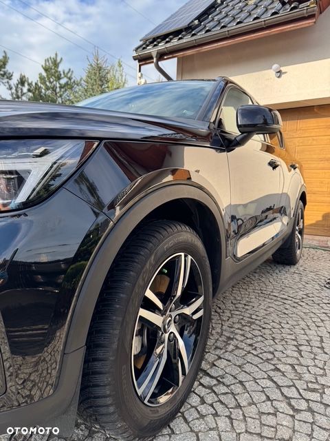 Volvo XC 40 B3 Plus Dark - 5