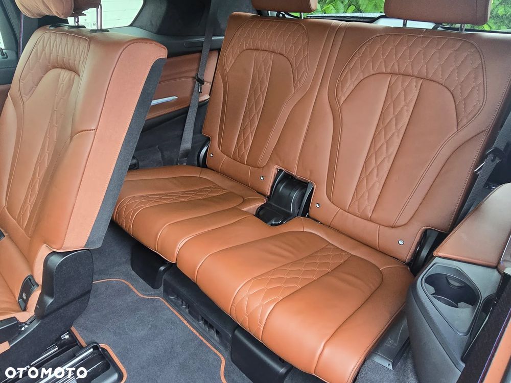 BMW X7 M60i xDrive mHEV sport - 13