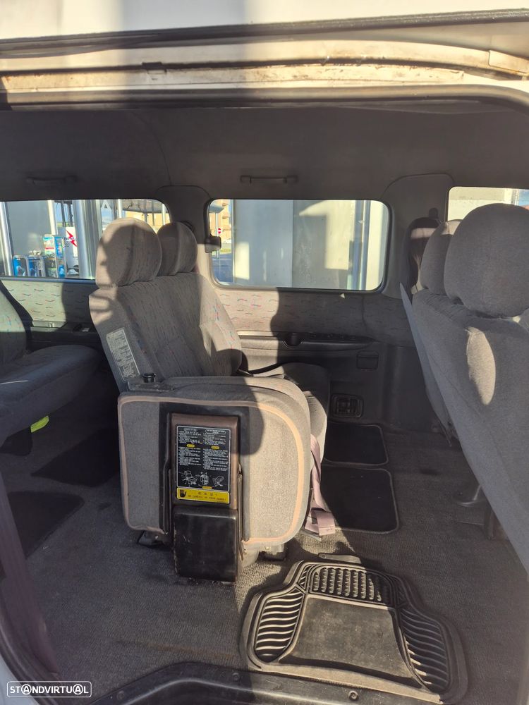 Hyundai H-1 Starex - 7