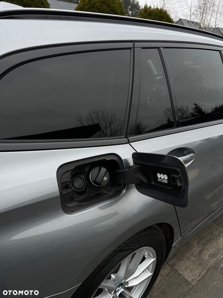 BMW Seria 3 318i - 20