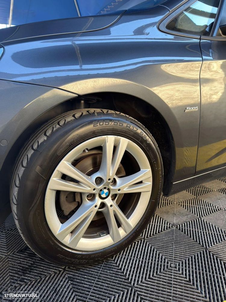 BMW 216 Active Tourer d Line Sport - 11