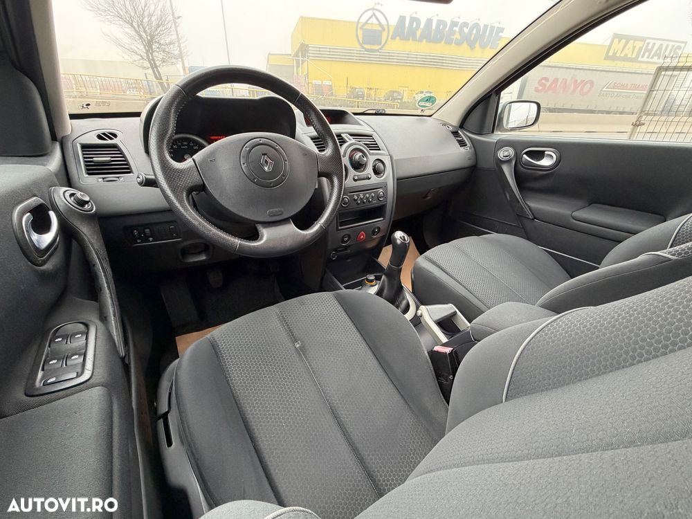 Renault Megane 1.4 Confort Authentique - 12