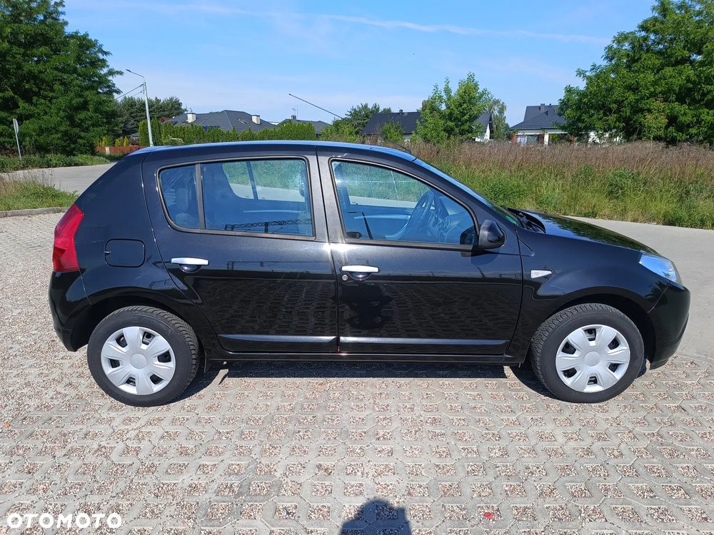 Dacia Sandero 1.6 Laureate - 9